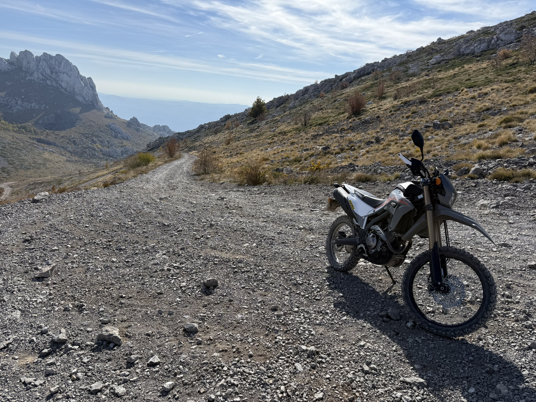 Schotterpass im Karst